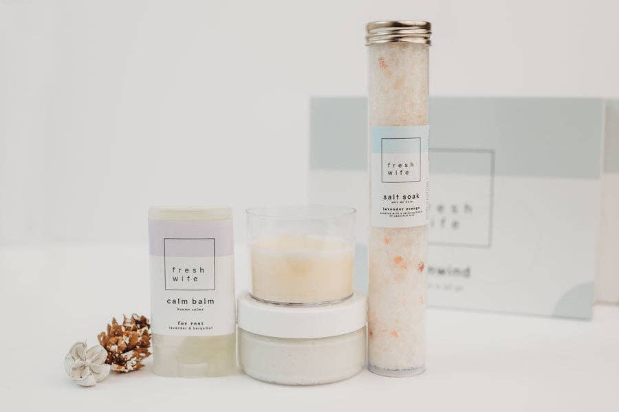 Unwind Gift Set