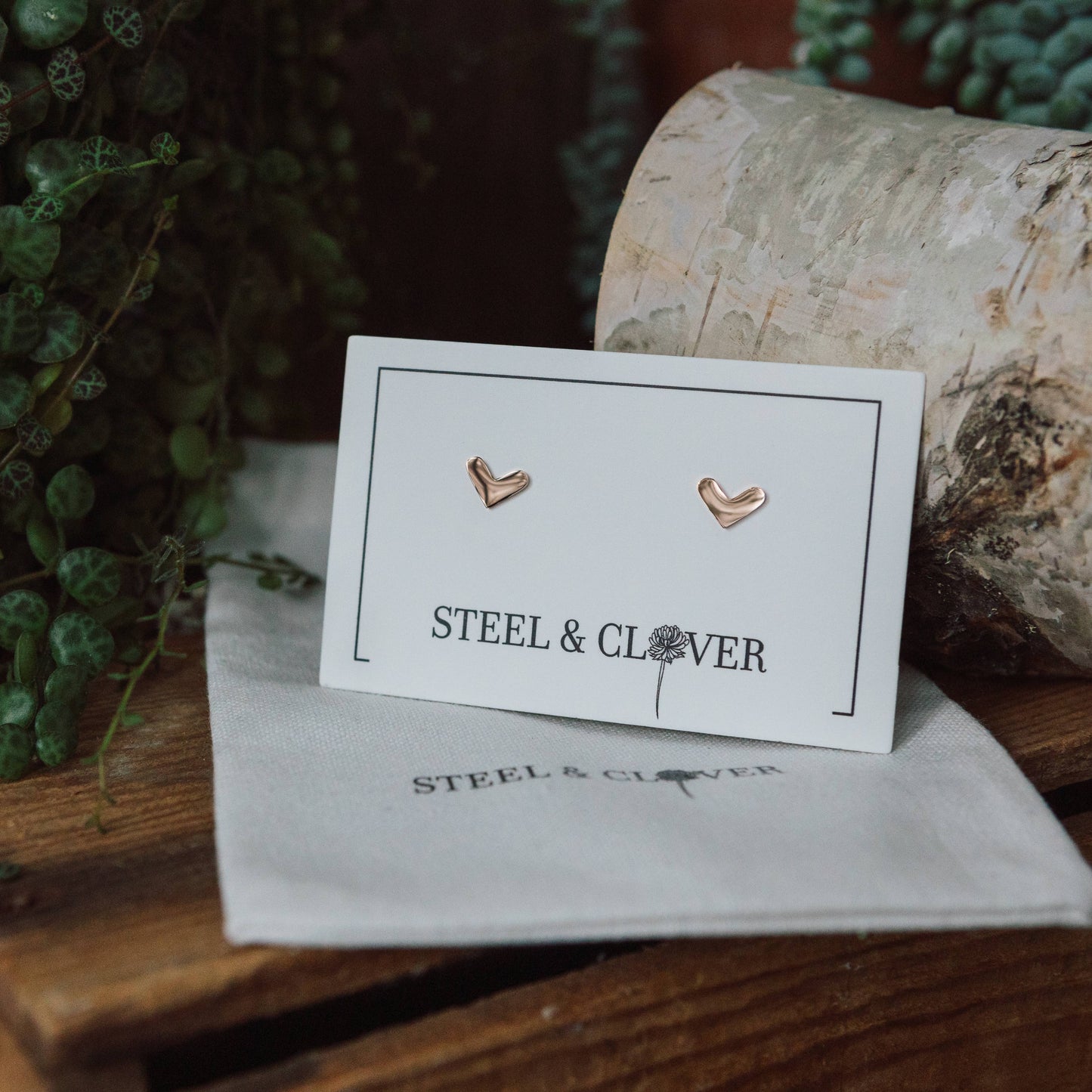 Heart Valley Stud Earrings